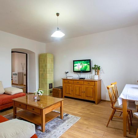 Sofia Veternik C Apartment เครมนิตซา ภายนอก รูปภาพ